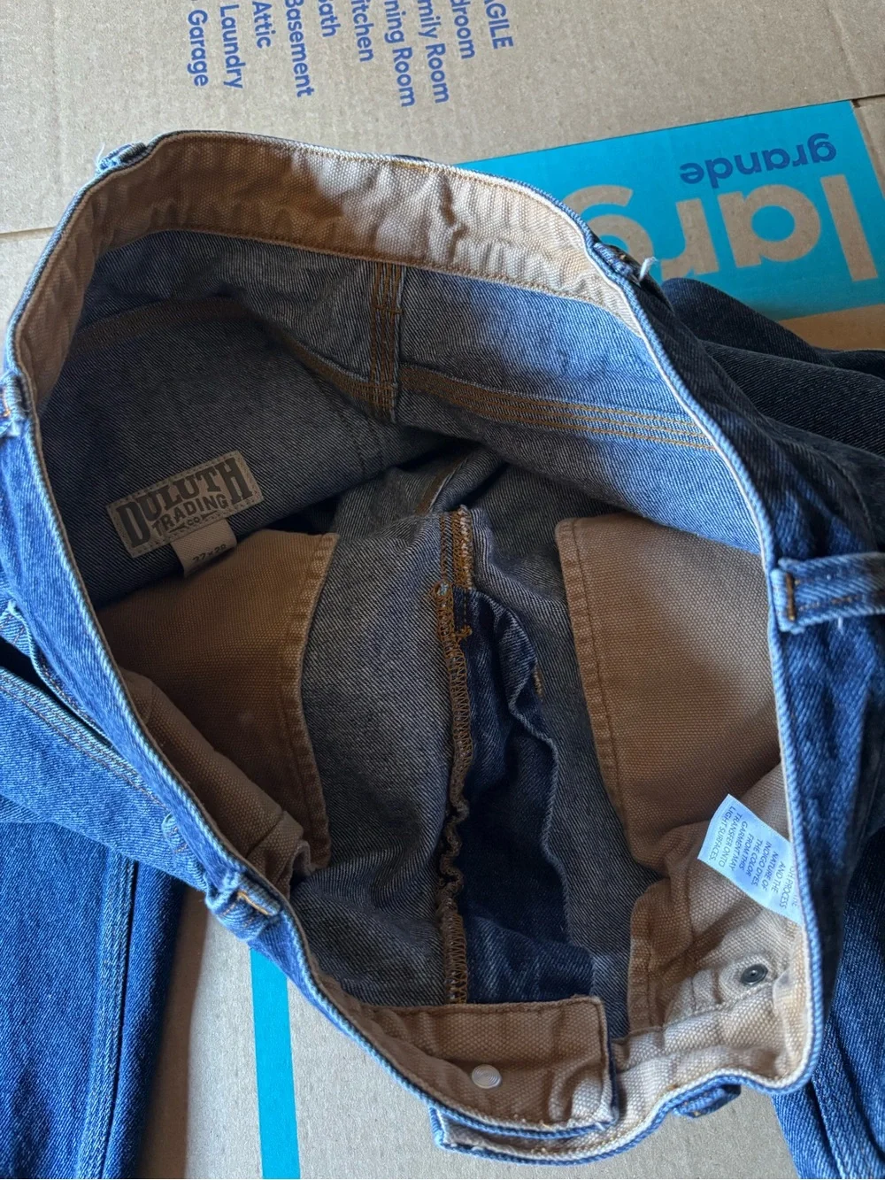 Duluth Trading Men's Blue Jeans Size 37x28 inseam 27.5”